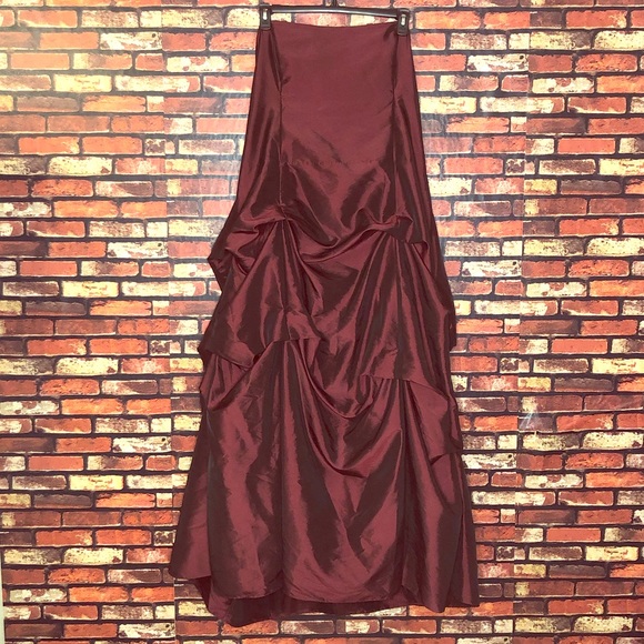 Fiesta Dresses & Skirts - 3X Maroon Fiesta Formal Prom Dress